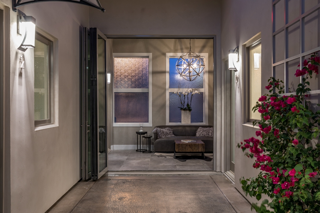 R INN NAPA | BOUTIQUE HOTEL IN DOWNTOWN NAPA